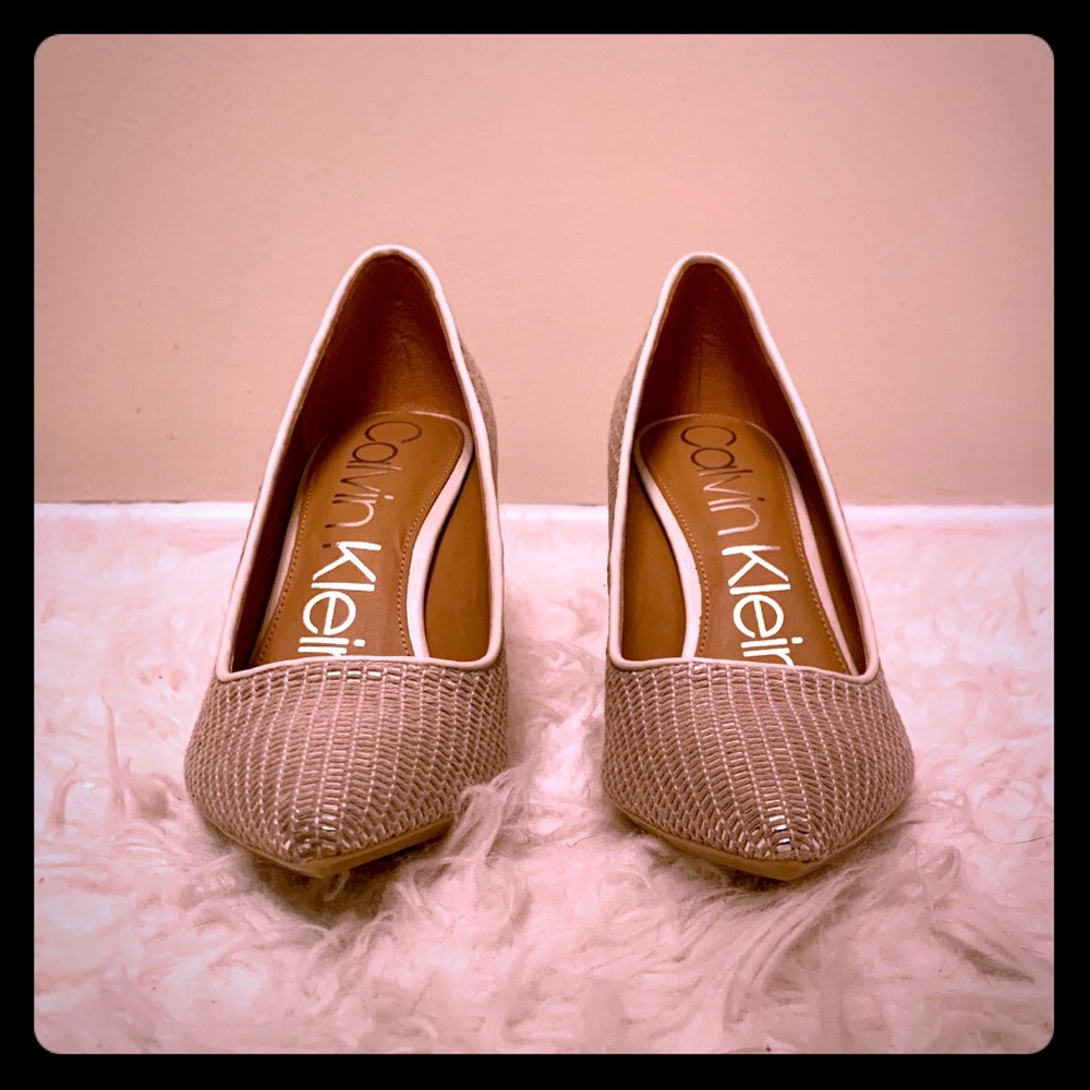 Calvin Klein pointy toe pump
